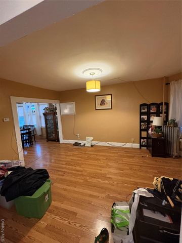 10409 189th Street, Saint Albans, NY 11412