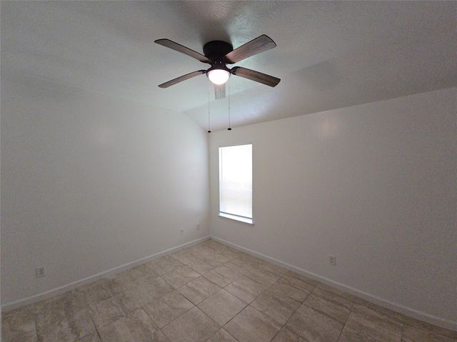 1306 Squire Drive, Baytown, TX 77521