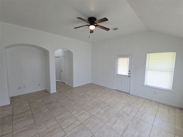 1306 Squire Drive, Baytown, TX 77521