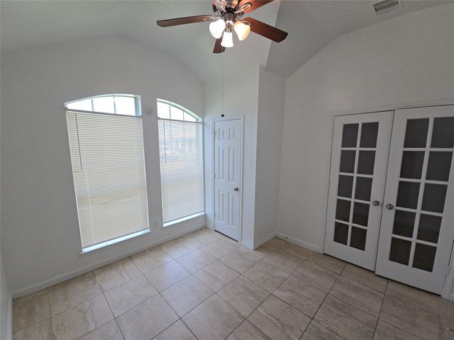 1306 Squire Drive, Baytown, TX 77521
