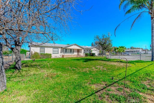 26490 Orange, Perris, CA 92571