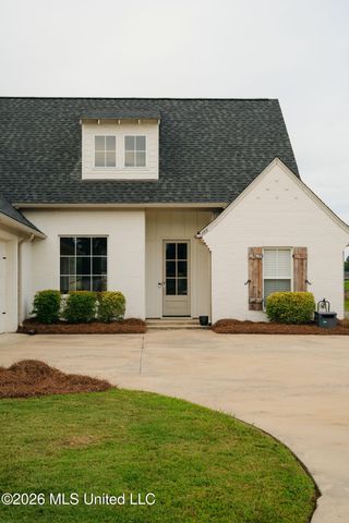 159 Camden Lake Drive, Madison, MS 39110