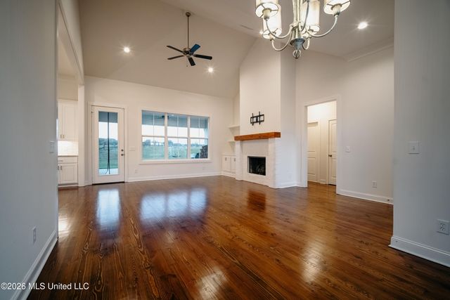 159 Camden Lake Drive, Madison, MS 39110