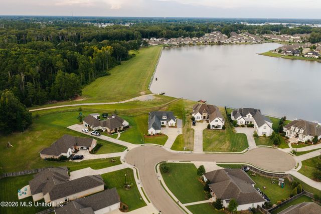 159 Camden Lake Drive, Madison, MS 39110