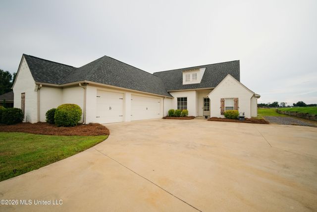 159 Camden Lake Drive, Madison, MS 39110