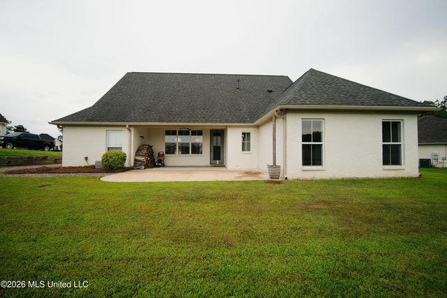159 Camden Lake Drive, Madison, MS 39110