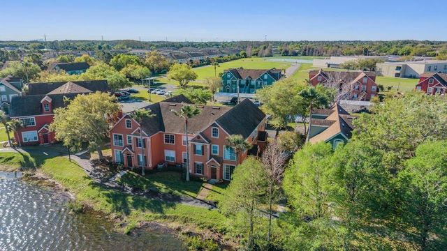 9552 LAKE CHASE ISLAND WAY 9552, Tampa, FL 33626