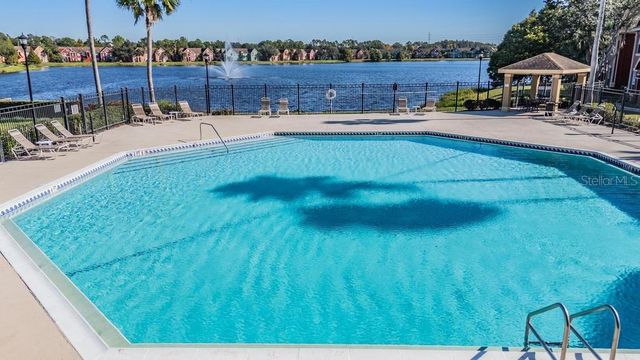 9552 LAKE CHASE ISLAND WAY 9552, Tampa, FL 33626