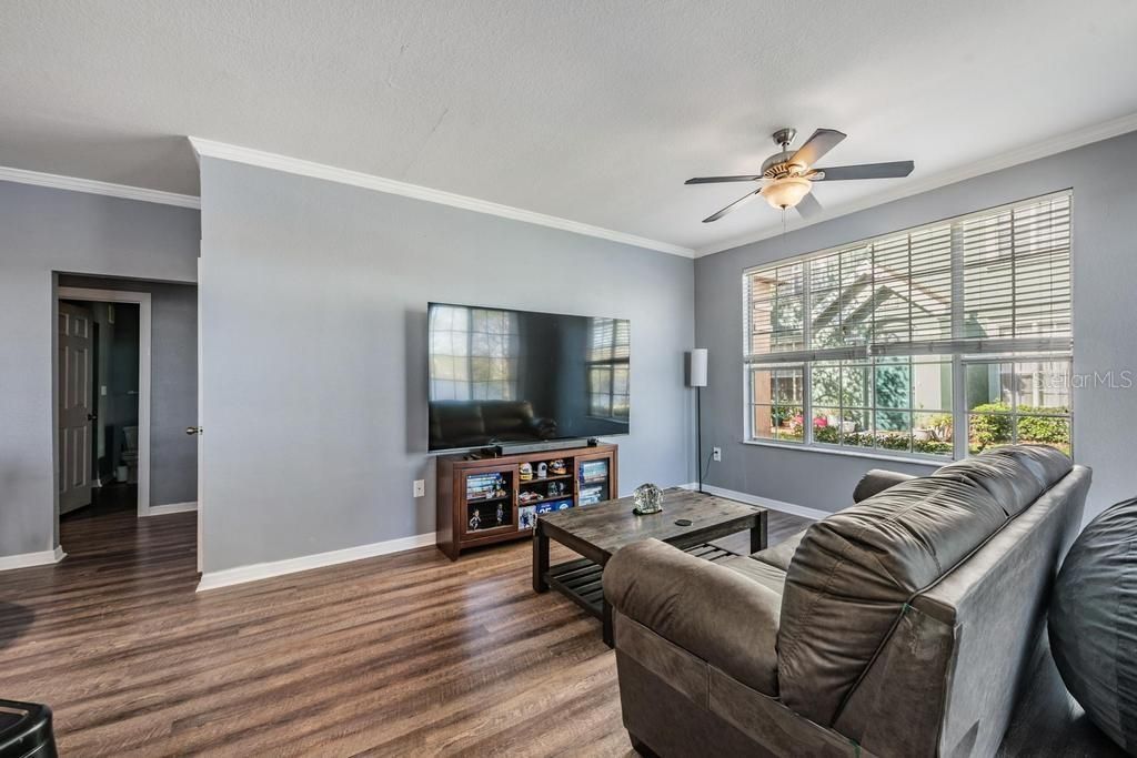 Image 9 of property listing at 9552 LAKE CHASE ISLAND WAY 9552, Tampa, FL 33626