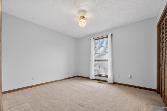 925 Valley Drive, Attalla, AL 35954