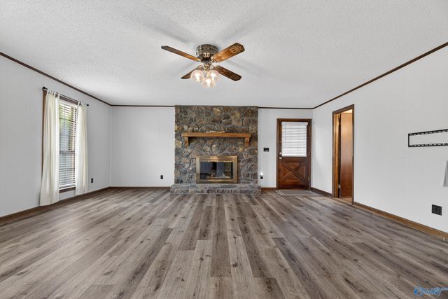 925 Valley Drive, Attalla, AL 35954