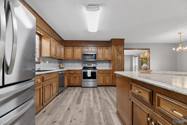 925 Valley Drive, Attalla, AL 35954