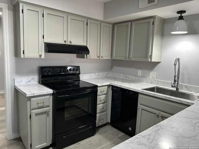 12619 WOODBRACE ST, San Antonio, TX 78217