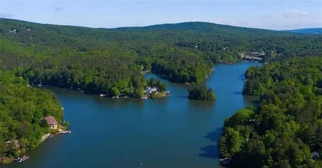 105 Douglas Fir Drive, Waleska, GA 30183