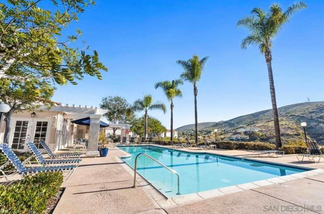 1612 Via Ocioso, San Marcos, CA 92078