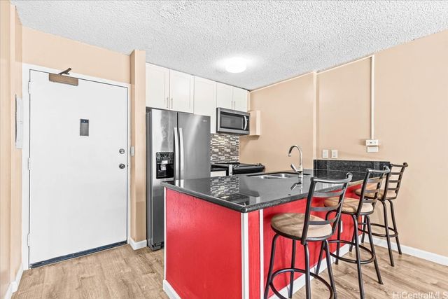 98-450 Koauka Loop 209, Aiea, HI 96701