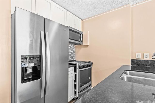 98-450 Koauka Loop 209, Aiea, HI 96701