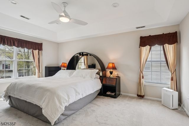 25 Francis Dr, Bridgewater Twp., NJ 08807