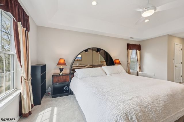 25 Francis Dr, Bridgewater Twp., NJ 08807