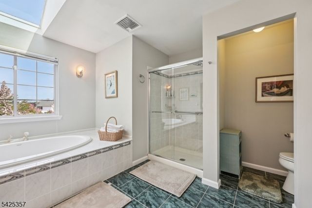 25 Francis Dr, Bridgewater Twp., NJ 08807