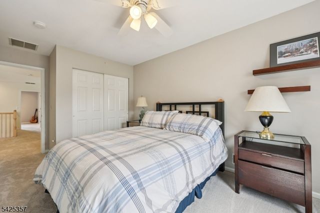 25 Francis Dr, Bridgewater Twp., NJ 08807