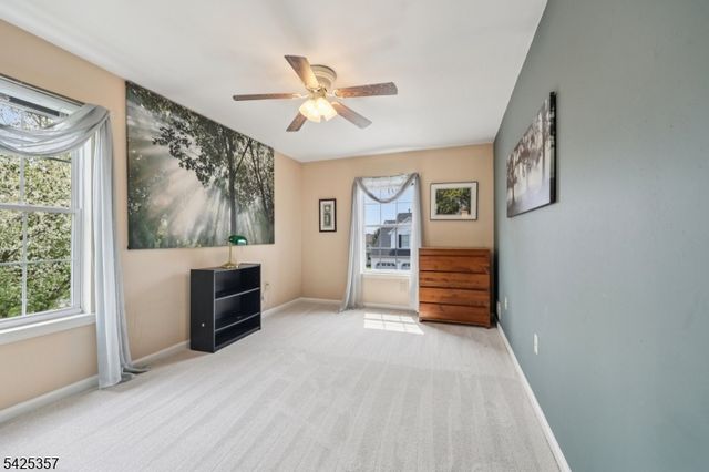 25 Francis Dr, Bridgewater Twp., NJ 08807