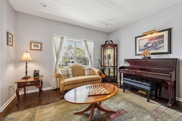 25 Francis Dr, Bridgewater Twp., NJ 08807