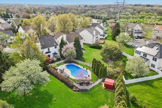 25 Francis Dr, Bridgewater Twp., NJ 08807