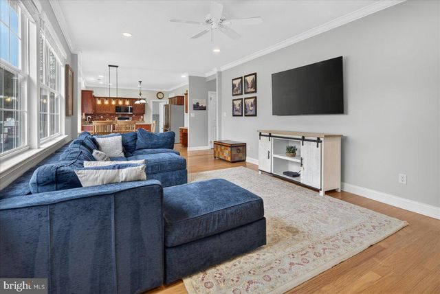 407 DENOW RD, Pennington, NJ 08534