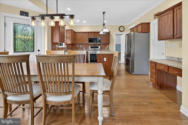 407 DENOW RD, Pennington, NJ 08534