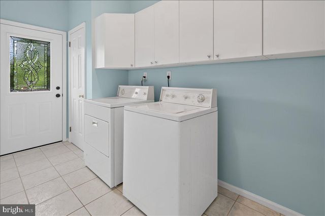 407 DENOW RD, Pennington, NJ 08534