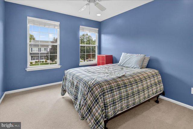 407 DENOW RD, Pennington, NJ 08534
