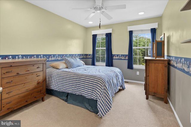 407 DENOW RD, Pennington, NJ 08534