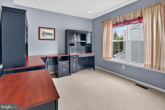 407 DENOW RD, Pennington, NJ 08534