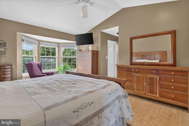 407 DENOW RD, Pennington, NJ 08534