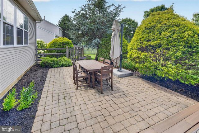 407 DENOW RD, Pennington, NJ 08534