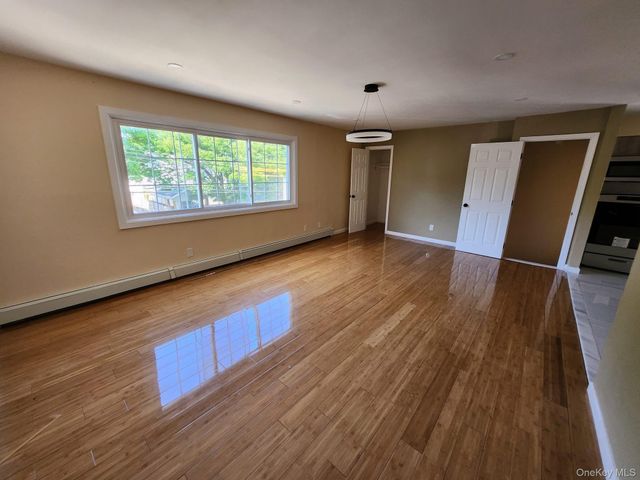 133-16 131st Avenue 2fl, South Ozone Park, NY 11420
