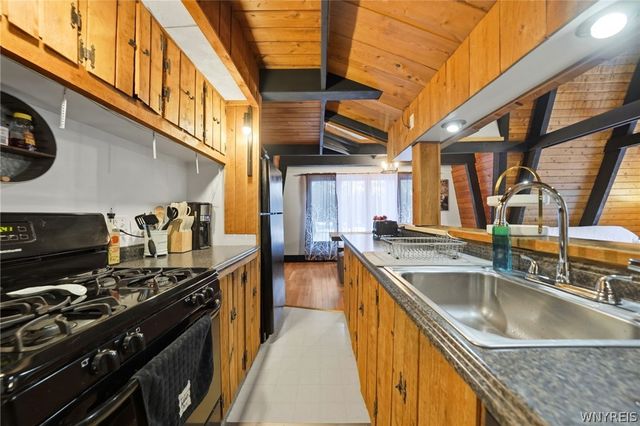 73 Tarn Trl, Concord, NY 14069