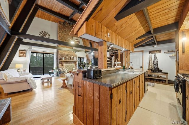 73 Tarn Trl, Concord, NY 14069