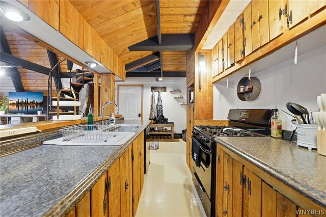 73 Tarn Trl, Concord, NY 14069