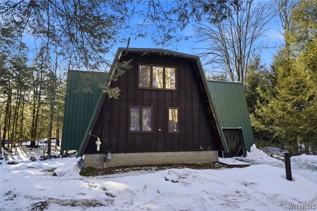 73 Tarn Trl, Concord, NY 14069