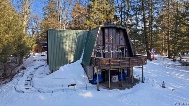 73 Tarn Trl, Concord, NY 14069