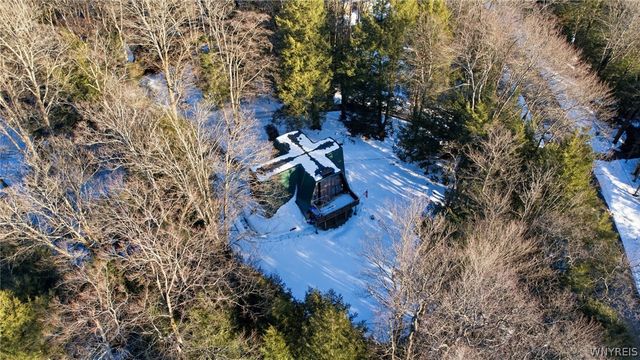 73 Tarn Trl, Concord, NY 14069