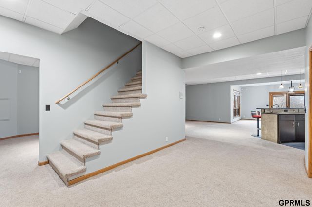 907 Woodland Avenue, Papillion, NE 68046