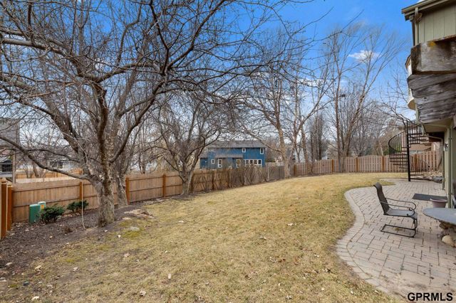 907 Woodland Avenue, Papillion, NE 68046