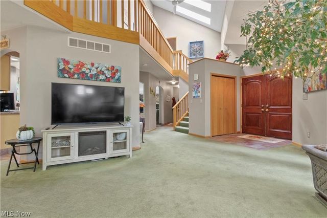 391 Centennial Drive, Vienna, OH 44473