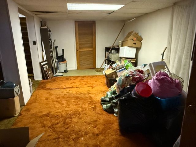 98 Greenpoint Cir, Chicopee, MA 01020