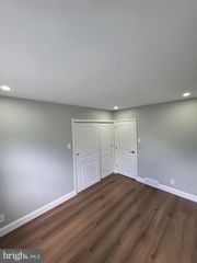 127 HAMPSHIRE DR, Chalfont, PA 18914