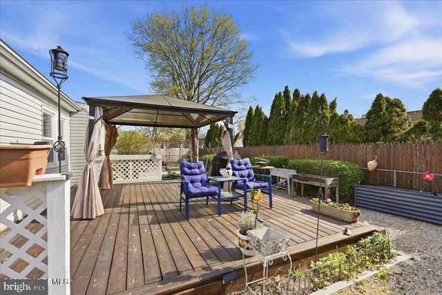 503 BUTTONWOOD DR, Lanoka Harbor, NJ 08734