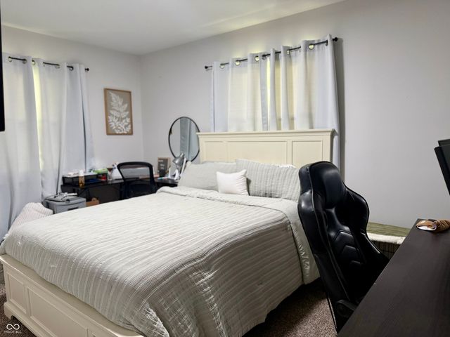 202 Wayside Drive, Plainfield, IN 46168
